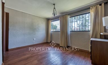 Casa de muy buen potencial ideal para remodelar