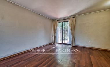 Casa de muy buen potencial ideal para remodelar