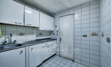 Casa de muy buen potencial ideal para remodelar