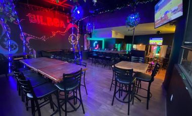 Local en Renta en Fuentes de Satélite, Plaza Pigally 150 m2