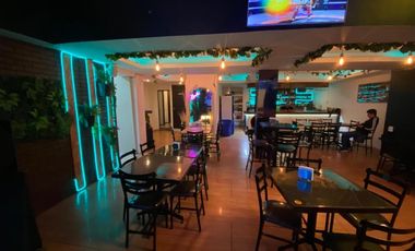 Local en Renta en Fuentes de Satélite, Plaza Pigally 150 m2