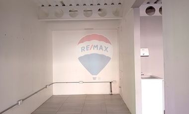 Arriendo Local Comercial  en Huechuraba en UF