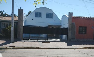 Local comercial en arriendo - Balmaceda Talagante