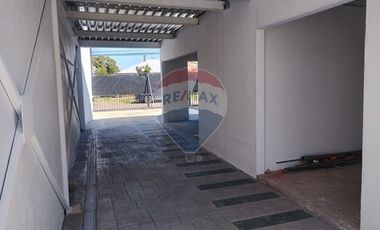 Local comercial en arriendo - Balmaceda Talagante