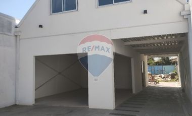 Local comercial en arriendo - Balmaceda Talagante