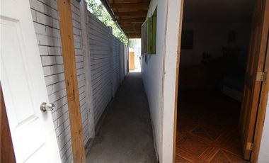 OPORTUNIDAD!! AMPLIA CASA  PARA REMODELAR