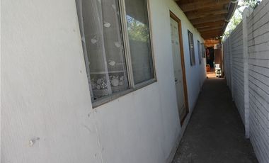 OPORTUNIDAD!! AMPLIA CASA  PARA REMODELAR