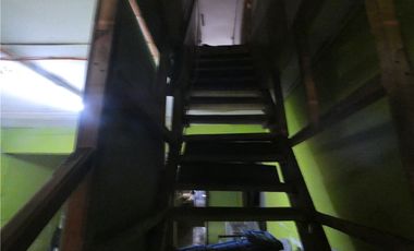 OPORTUNIDAD!! AMPLIA CASA  PARA REMODELAR