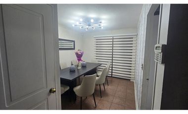 Casa ideal en Maipú: 4D/3B, piscina y jardín