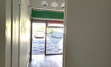 Arriendo Local Comercial en MAG Huechuraba en UF