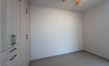 CASA EN RENTA FRACC BELLO AMANECER GPE