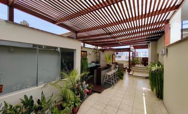 ¡OPORTUNIDAD ÚNICA! SE VENDE ESPECTACULAR DÚPLEX CON VISTA A PARQUE EN VALLE HERMOSO RESIDENCIAL