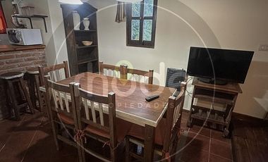 Local comercial, lote y tres departamentos a la venta en Costa del Este - Calle Las Camelias al 407