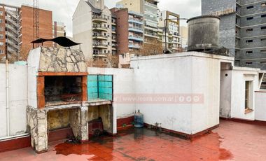 Ideal uso profesional / comercial en inmejorable ubicación Lanús