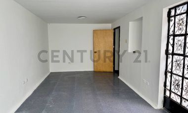 AMPLIO LOCAL COMERCIAL EN ZONA ESTRATÉGICA DE LA PERLA 148M2