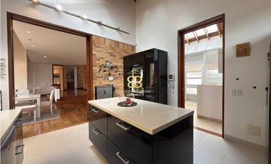 SE VENDE CASA EN CAJICA