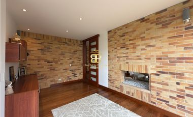 SE VENDE CASA EN CAJICA