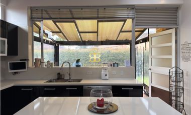 SE VENDE CASA EN CAJICA