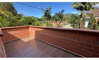 Casa en venta en unidad cerrada en el retiro Antioquía