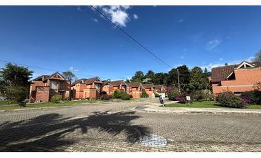 Casa en venta en unidad cerrada en el retiro Antioquía