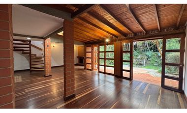 Casa en venta en unidad cerrada en el retiro Antioquía