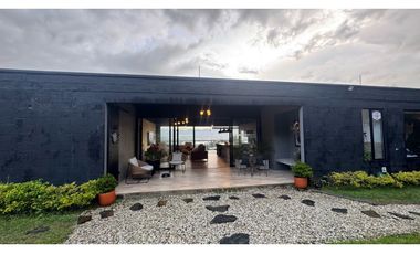 Casa campestre en venta via san Antonio la ceja en unidad cerrada