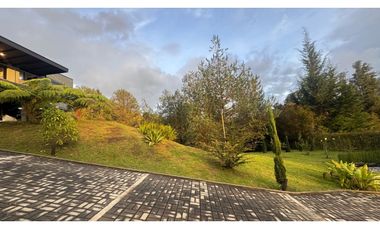 Casa campestre en venta via san Antonio la ceja en unidad cerrada