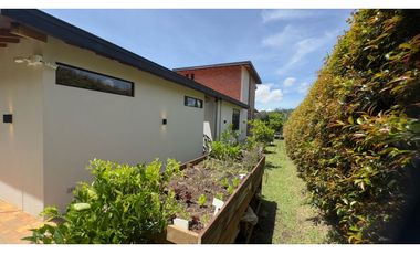 Casa campestre en venta en condominio cerrada en guarne