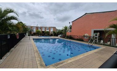 VENTA DE CASA REFORMADA RINCON DE LAS FLORES 1- PALMIRA