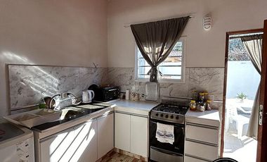 Triplex con 4 habitaciones a la venta en Mar del Tuyu - Calle 4 e/ 59 y 60 al 5973