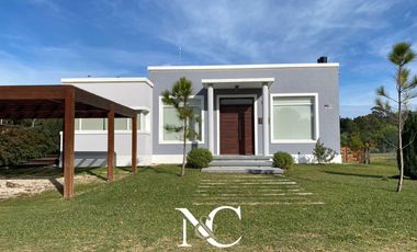 Casa en venta en Costa Esmeralda, Barrio Golf