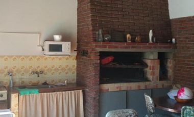 Excelente chalet en Adrogué
