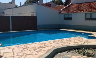 Excelente chalet en Adrogué