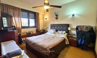 Casa en Venta en Munro - cochera, jardin y quincho.