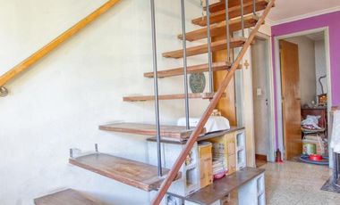 Casa martínez 2 cuadras de avenida 3 dormitorios escritorio playroom jardin cochera