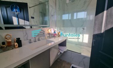 Hermosa Casa en Barrio Lagos de Canning con 5 dormitorios y piscina