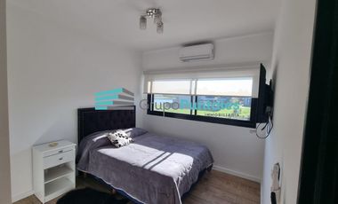 Hermosa Casa en Barrio Lagos de Canning con 5 dormitorios y piscina