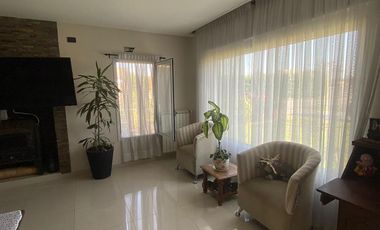 Casa en VENTA EN  la Horqueta de Echeverria- Canning