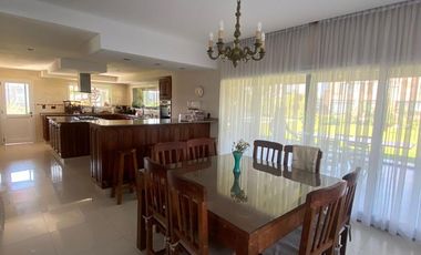 Casa en VENTA EN  la Horqueta de Echeverria- Canning