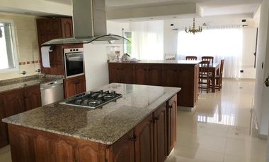 Casa en VENTA EN  la Horqueta de Echeverria- Canning