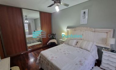 Casa en venta con 3 dormitorios en Turdera Apta Crédito muy buen estado