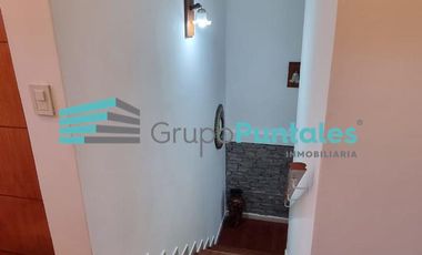 Casa en venta con 3 dormitorios en Turdera Apta Crédito muy buen estado
