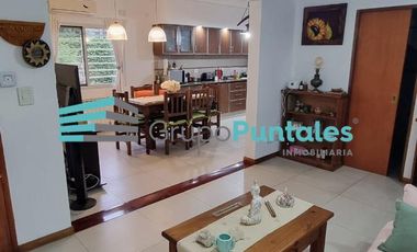 Casa en venta con 3 dormitorios en Turdera Apta Crédito muy buen estado