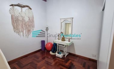 Casa en venta con 3 dormitorios en Turdera Apta Crédito muy buen estado