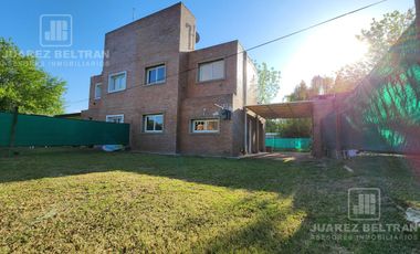 PH de 2 dormitorios en housing El Jacaranda- Villa Allende