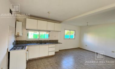 PH de 2 dormitorios en housing El Jacaranda- Villa Allende