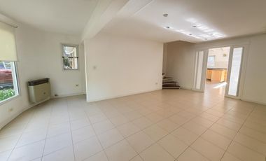 APTO CREDITO Casa en Venta 4 dormitorios   playroom oportunidad en Maschwitz Privado