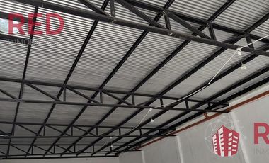 Depósito/Galpón en venta - Sarmiento