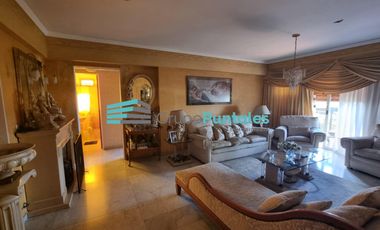 Excelente piso en el centro de Monte Grande de 5 ambientes y hermosas vistas a la plaza