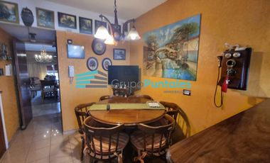 Excelente piso en el centro de Monte Grande de 5 ambientes y hermosas vistas a la plaza